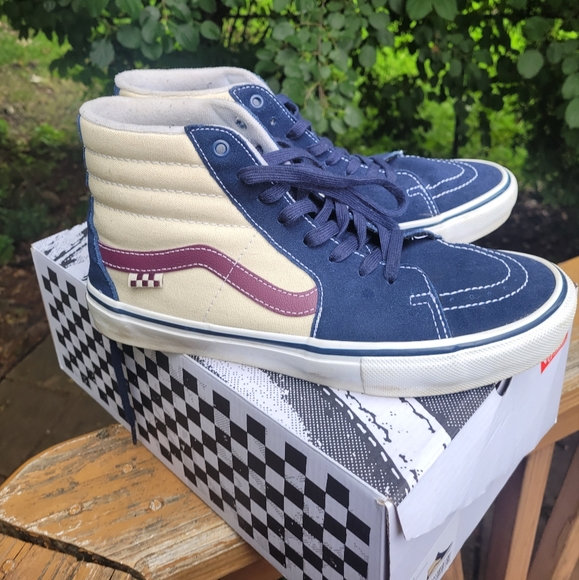 Vans Sk8-Hi Skate Shoe Sneakers 10.5 - Picture 2 of 9